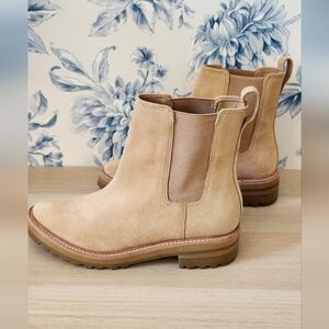 Kaanas "Montenegro Suede Chelsea Booties," size 8